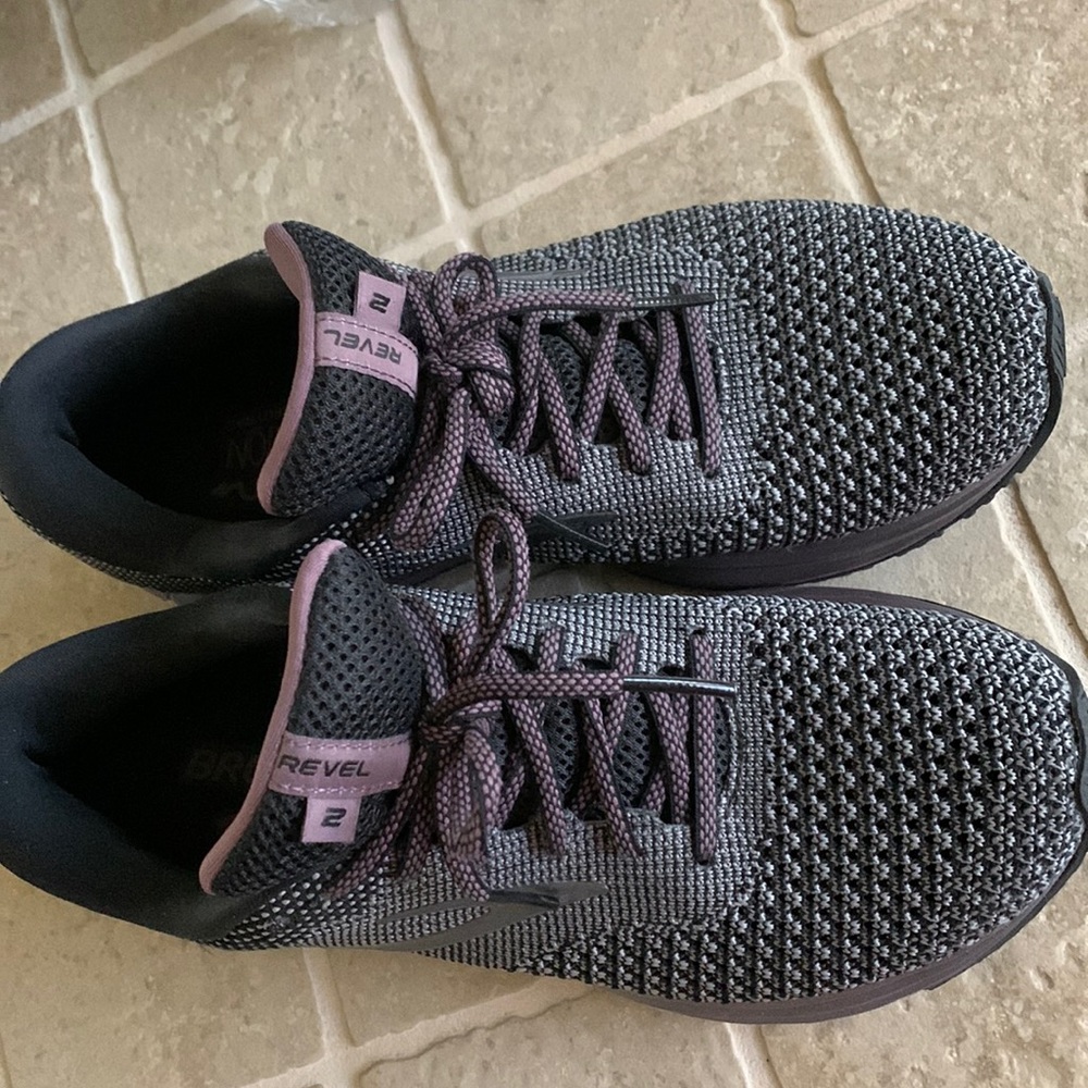 Brooks Revel 2